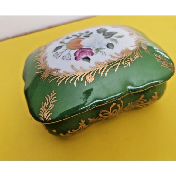 Vintage LIMOGES Lidded Porcelain Trinket Box 4.5" x 4" Green, Gold, Florals - Picture 8 of 13